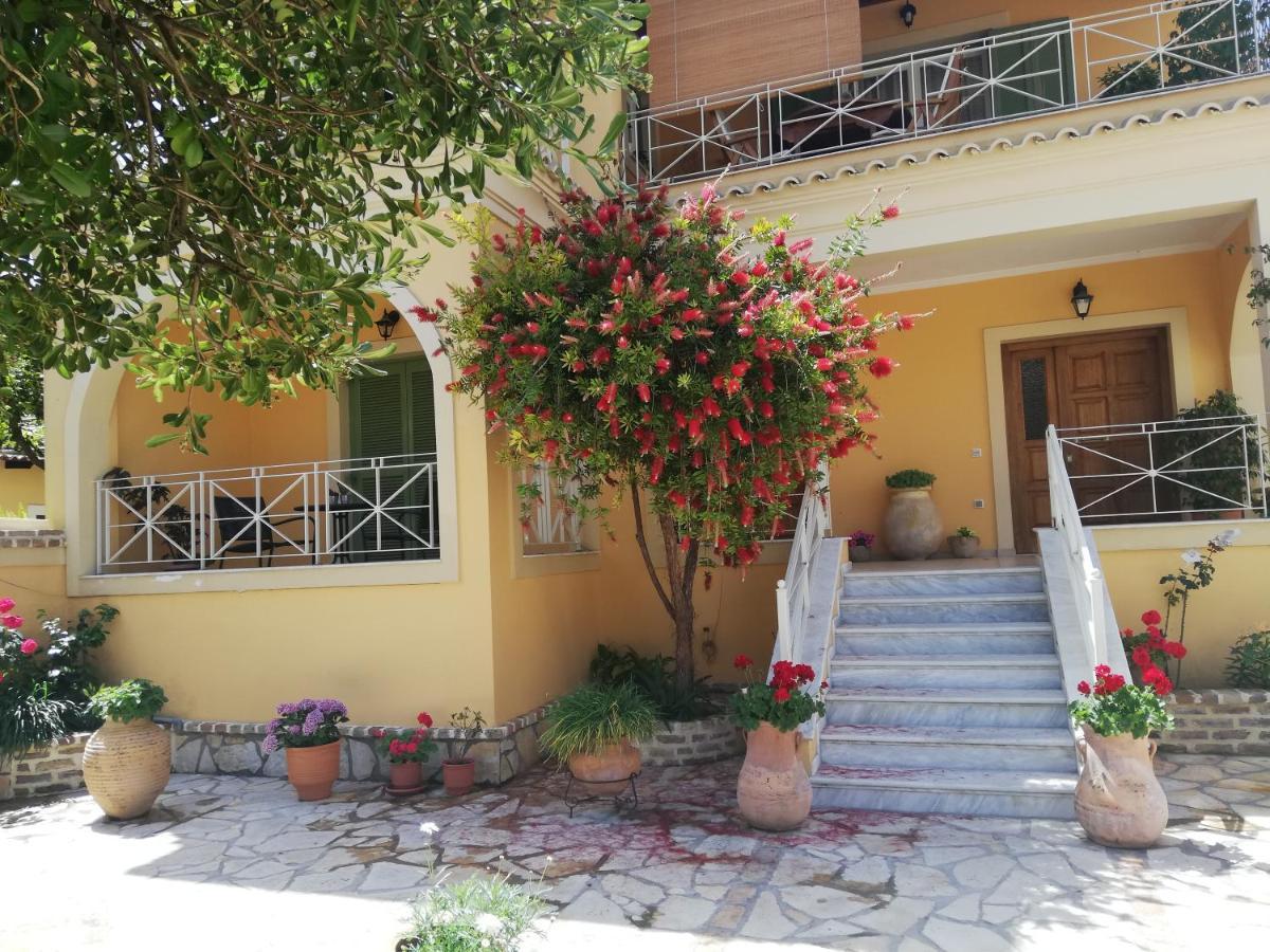 Sunny Stay Furnished Apartment In Kanoni Экстерьер фото