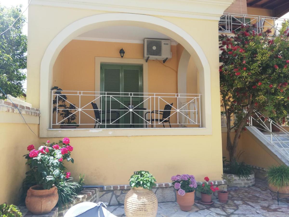 Sunny Stay Furnished Apartment In Kanoni Экстерьер фото